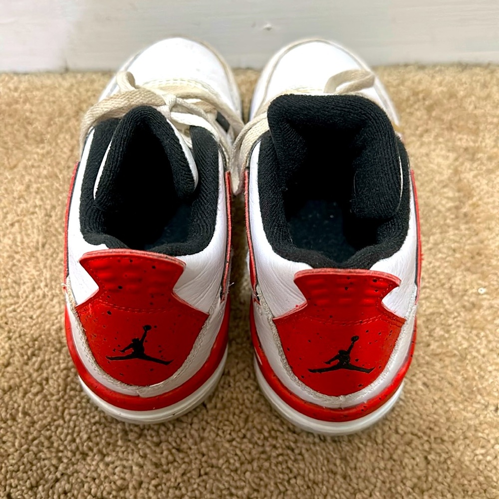 Jordan 4 Retro Red Cement
